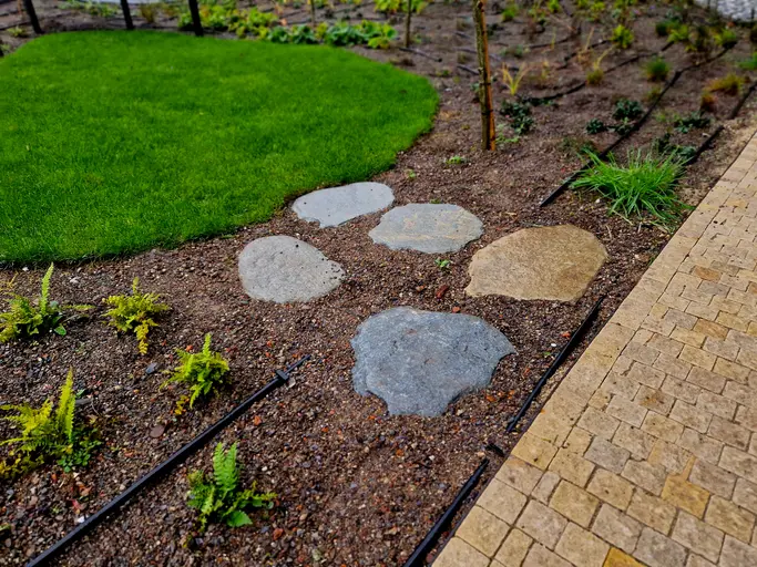 Professional Mulching Acworth GA